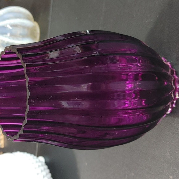 Purple crystal - Picture 1 of 1